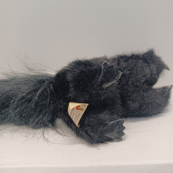 Folkmanis Realistic Plush Black and White Skunk Animal Plush Hand Puppet Toy - Picture 5 of 11